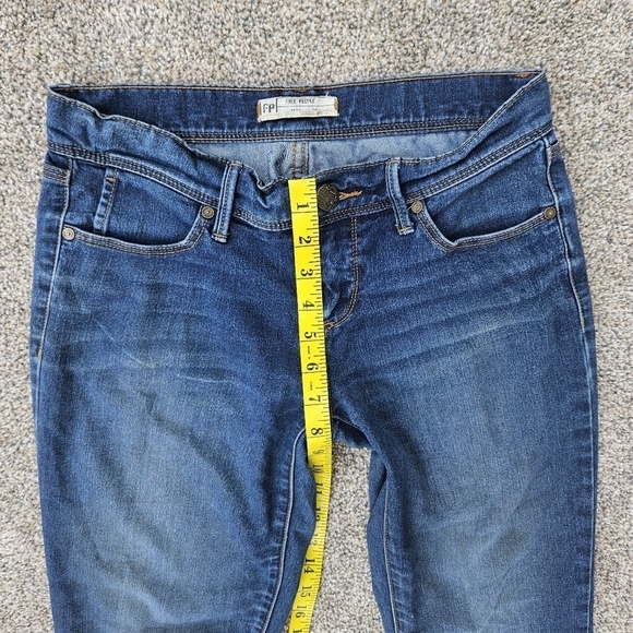 Free People Skinny Ankle Medium Wash Mid Rise Jeans 61855-16515125 Women's 26 - Picture 10 of 15